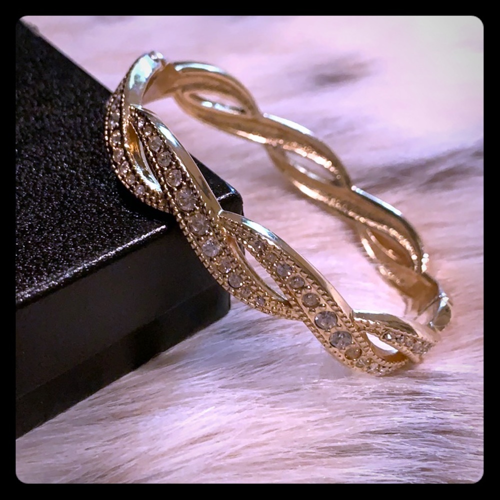 Gold & Crystal Vintage Twisted Cuff